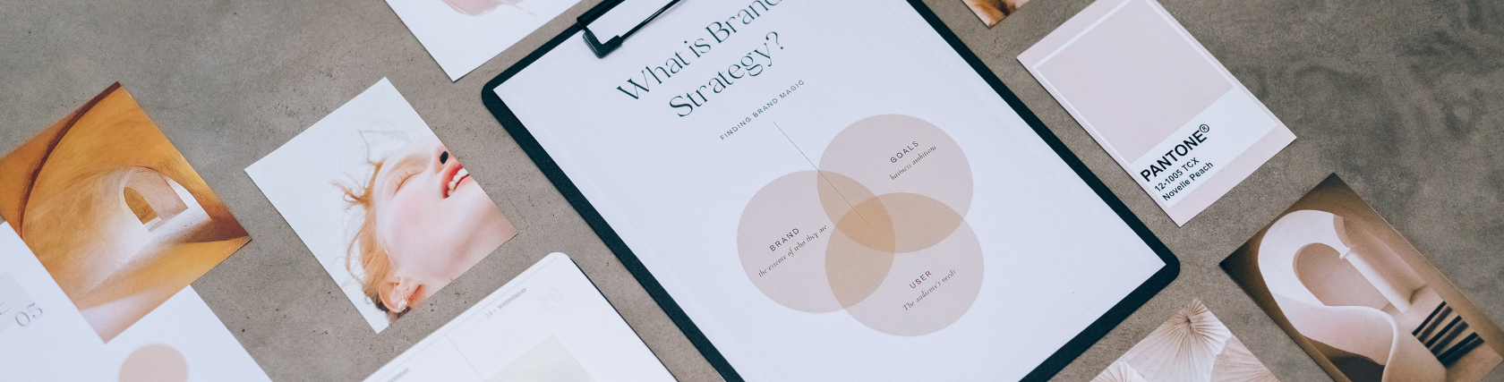 Branding: kleurenpalletten, logo, huisstijl en strategie